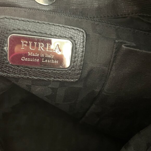 Furla convertable black leather hand/shoulder bag - Picture 8 of 12